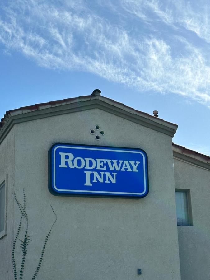 Rodeway Inn South Gate - Los Angeles South Exterior foto